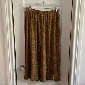 Paisley pleated midi skirt